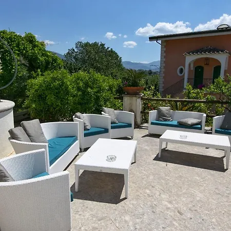 Belvilla By Oyo Mandarino Holiday home *